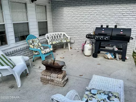 Exterior - 190 Quail Run, Ormond Beach, FL 32174 photo 4 of 6