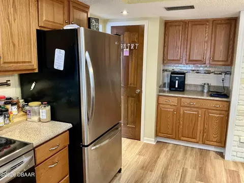 Kitchen - 190 Quail Run, Ormond Beach, FL 32174 photo 6 of 7