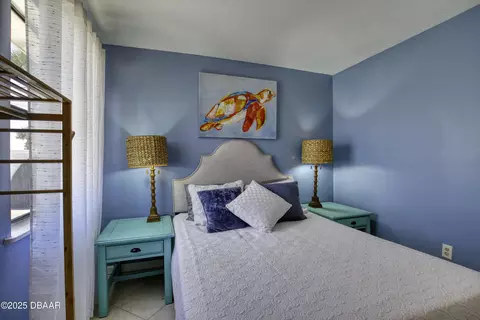 Bedroom - 106 Cardinal Dr, Ormond Beach, FL 32176 photo 2 of 2