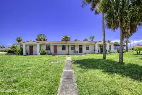 Exterior - 106 Cardinal Dr, Ormond Beach, FL 32176 photo 2 of 8