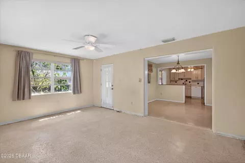 Living - 60 Benjamin Dr, Ormond Beach, FL 32176 photo 6 of 6