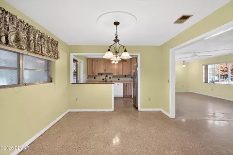 Dining - 60 Benjamin Dr, Ormond Beach, FL 32176 photo 2 of 2