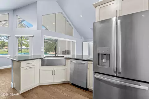 Kitchen - 31 Magnolia Ct, Ormond Beach, FL 32174 photo 2 of 5