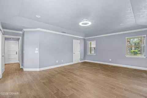 Living - 31 Magnolia Ct, Ormond Beach, FL 32174 photo 8 of 11
