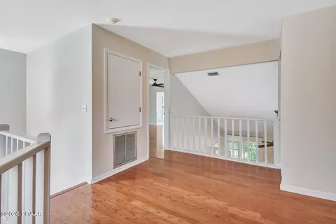 Entry Way - 105 Horseshoe Trl, Ormond Beach, FL 32174 photo 5 of 5