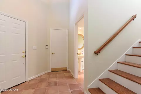 Entry Way - 105 Horseshoe Trl, Ormond Beach, FL 32174 photo 1 of 5