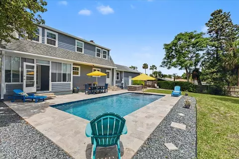 Exterior - 26 S St Andrews Dr, Ormond Beach, FL 32174 photo 4 of 16
