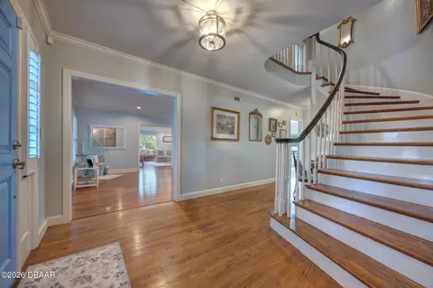 Entry Way - 105 Riverside Dr, Ormond Beach, FL 32176 photo 4 of 12