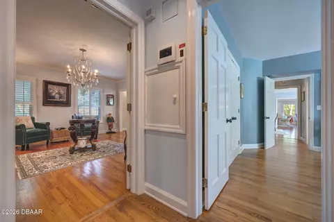 Entry Way - 105 Riverside Dr, Ormond Beach, FL 32176 photo 2 of 12