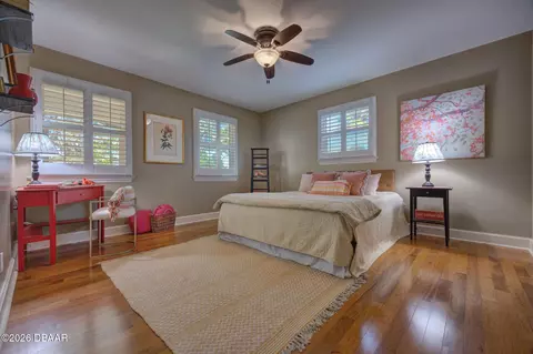 Bedroom - 105 Riverside Dr, Ormond Beach, FL 32176 photo 5 of 11