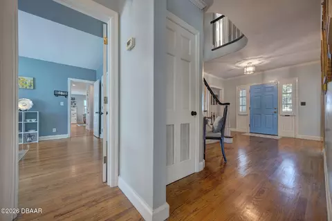 Entry Way - 105 Riverside Dr, Ormond Beach, FL 32176 photo 3 of 12
