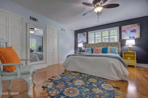 Bedroom - 105 Riverside Dr, Ormond Beach, FL 32176 photo 2 of 11