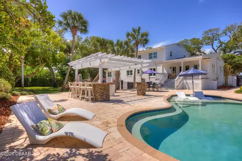 Exterior - 105 Riverside Dr, Ormond Beach, FL 32176 photo 6 of 24