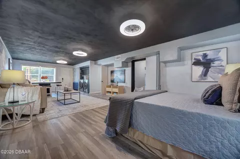 Bedroom - 105 Riverside Dr, Ormond Beach, FL 32176 photo 10 of 11