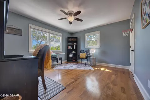 Bedroom - 105 Riverside Dr, Ormond Beach, FL 32176 photo 4 of 11