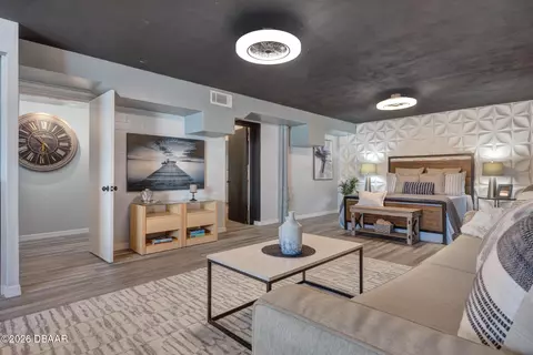 Bedroom - 105 Riverside Dr, Ormond Beach, FL 32176 photo 11 of 11