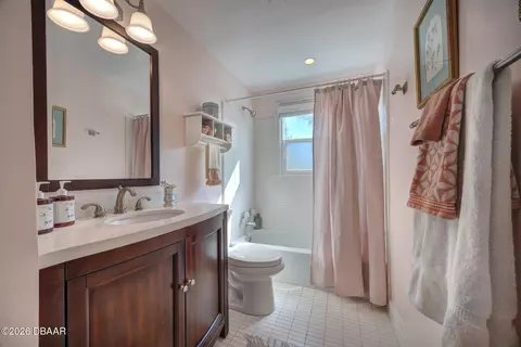 Bath - 105 Riverside Dr, Ormond Beach, FL 32176 photo 1 of 13