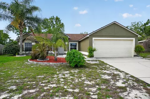 3343 Caldwell St, Deltona, FL 32738