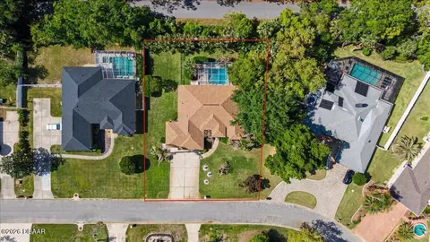 View/Area - 11 Crescent Lake Way, Ormond Beach, FL 32174 photo 3 of 10