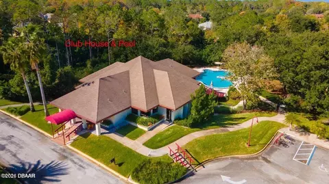 View/Area - 11 Crescent Lake Way, Ormond Beach, FL 32174 photo 7 of 10