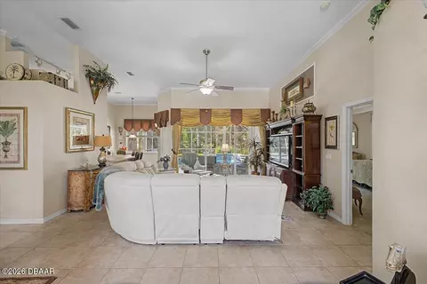 Living - 11 Crescent Lake Way, Ormond Beach, FL 32174 photo 2 of 5