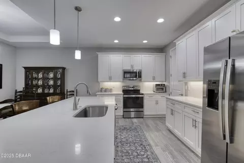 Kitchen - 51 Wrendale Loop, Ormond Beach, FL 32174 photo 2 of 6