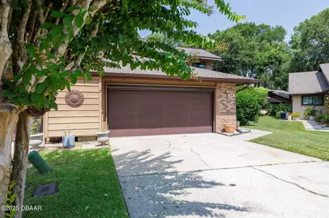 Exterior - 99 Old Barn Trl, Ormond Beach, FL 32174 photo 6 of 8