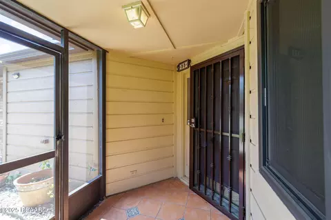 Exterior - 99 Old Barn Trl, Ormond Beach, FL 32174 photo 5 of 8