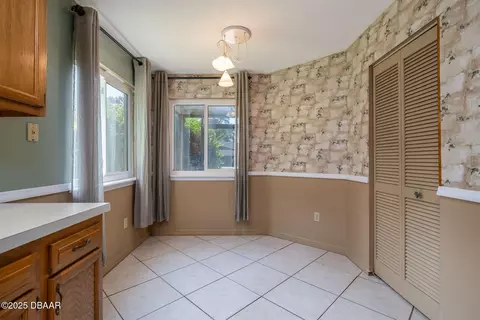 Dining - 99 Old Barn Trl, Ormond Beach, FL 32174 photo 1 of 1