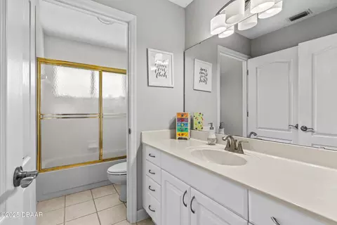 Bath - 1 Sand Point Cir, Ormond Beach, FL 32174 photo 4 of 4