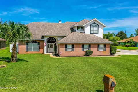1 Sand Point Cir, Ormond Beach, FL 32174