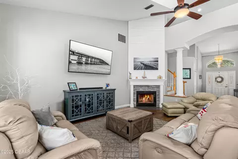 Living - 1 Sand Point Cir, Ormond Beach, FL 32174 photo 1 of 2