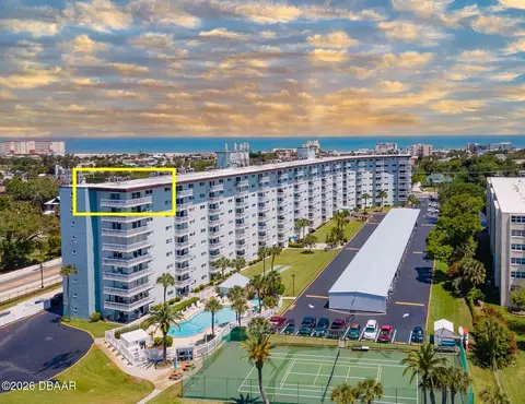 100 Silver Beach Ave, Daytona Beach, FL 32118
