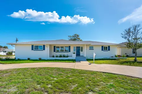 2111 S Peninsula Dr, Daytona Beach, FL 32118