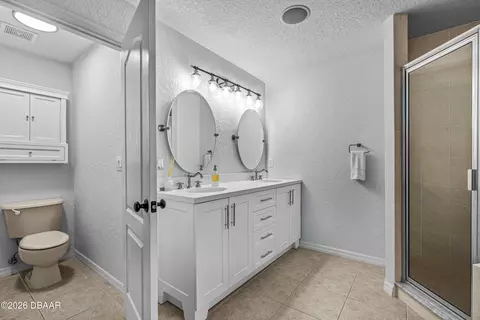 Bath - 110 Lakebluff Dr, Ormond Beach, FL 32174 photo 1 of 4