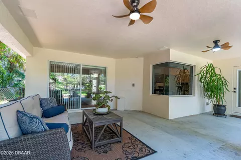 Exterior - 110 Lakebluff Dr, Ormond Beach, FL 32174 photo 3 of 8