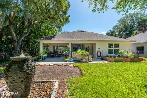 Exterior - 110 Lakebluff Dr, Ormond Beach, FL 32174 photo 4 of 8