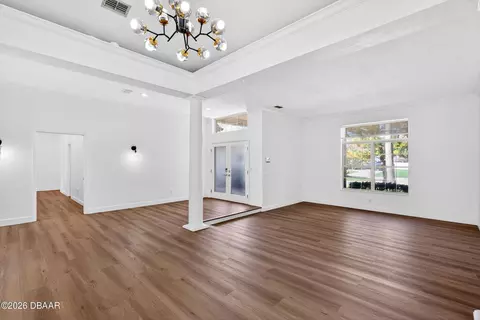 Living - 21 Forest View Way, Ormond Beach, FL 32174 photo 3 of 7