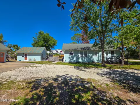 Exterior - 121 E Palm Way, Edgewater, FL 32132 photo 10 of 12
