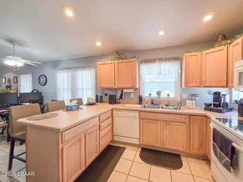 Kitchen - 121 E Palm Way, Edgewater, FL 32132 photo 2 of 7