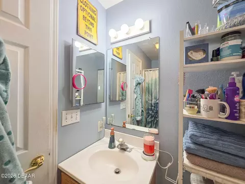 Bath - 121 E Palm Way, Edgewater, FL 32132 photo 9 of 12