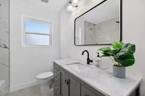 Bath - 215 Ocean Ter, Ormond Beach, FL 32176 photo 2 of 3
