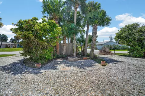 Exterior - 215 Ocean Ter, Ormond Beach, FL 32176 photo 8 of 9
