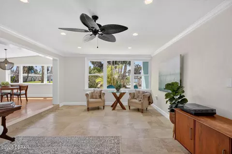 Living - 215 Ocean Ter, Ormond Beach, FL 32176 photo 4 of 4