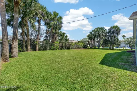 Exterior - 215 Ocean Ter, Ormond Beach, FL 32176 photo 4 of 9