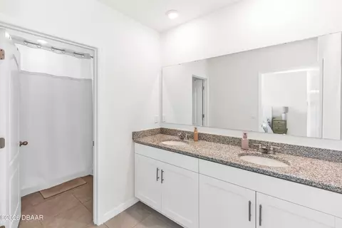 Bath - 126 Maya Way, Daytona Beach, FL 32117 photo 2 of 4