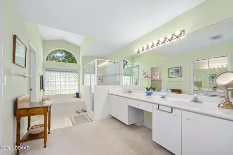 Bath - 8 Gale Ln, Ormond Beach, FL 32174 photo 1 of 3