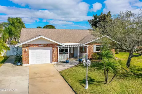3449 Shamrock Dr, Port Orange, FL 32127