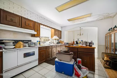 Kitchen - 52 Oakmont Cir, Ormond Beach, FL 32174 photo 1 of 1