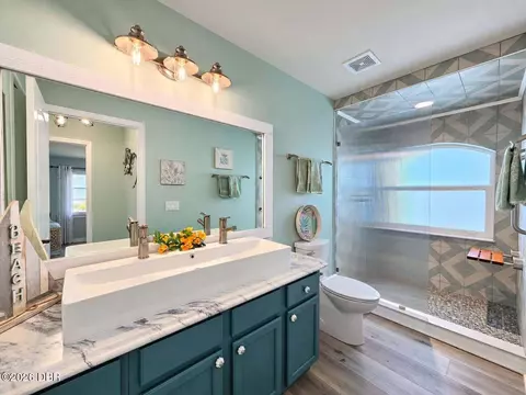 Bath - 5 Sunny Beach Dr, Ormond Beach, FL 32176 photo 1 of 4